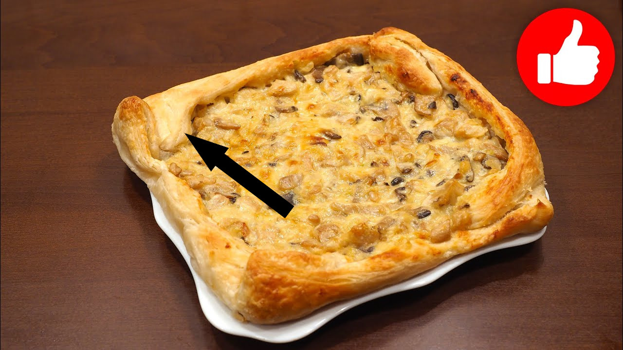 Секретный рецепт слоёного пирога с курицей и грибами, который покорил даже скептиков