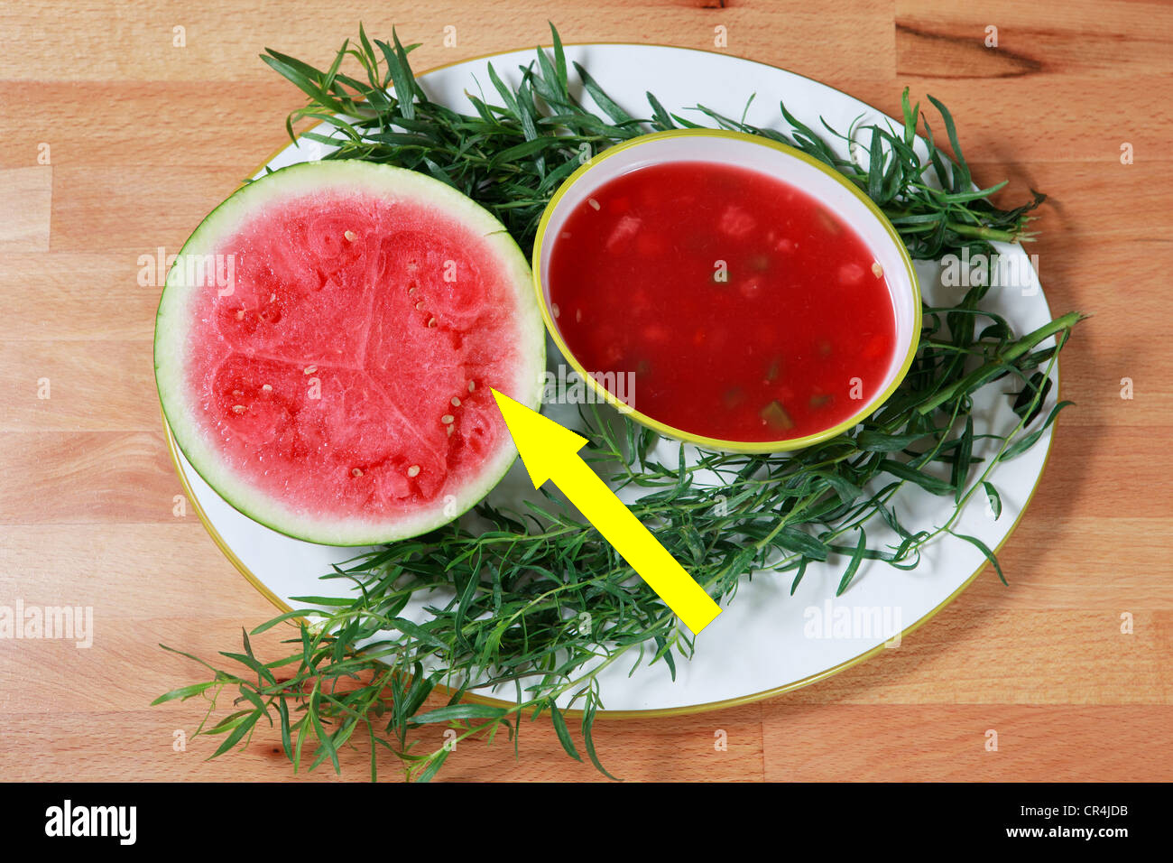 Холодный суп из арбуза и феты взорвал мой кулинарный блог