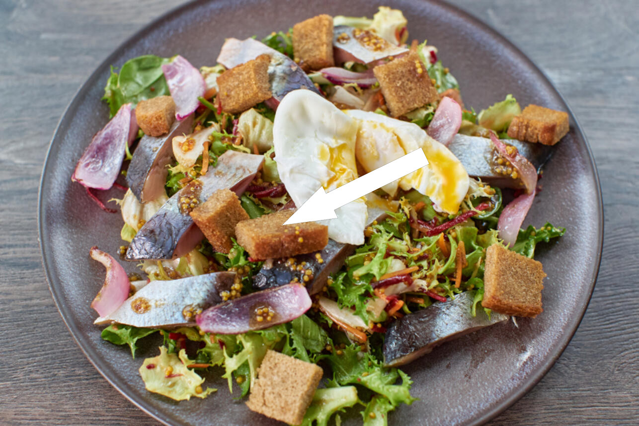 Русский «Цезарь» с солёными огурцами взорвал соцсети