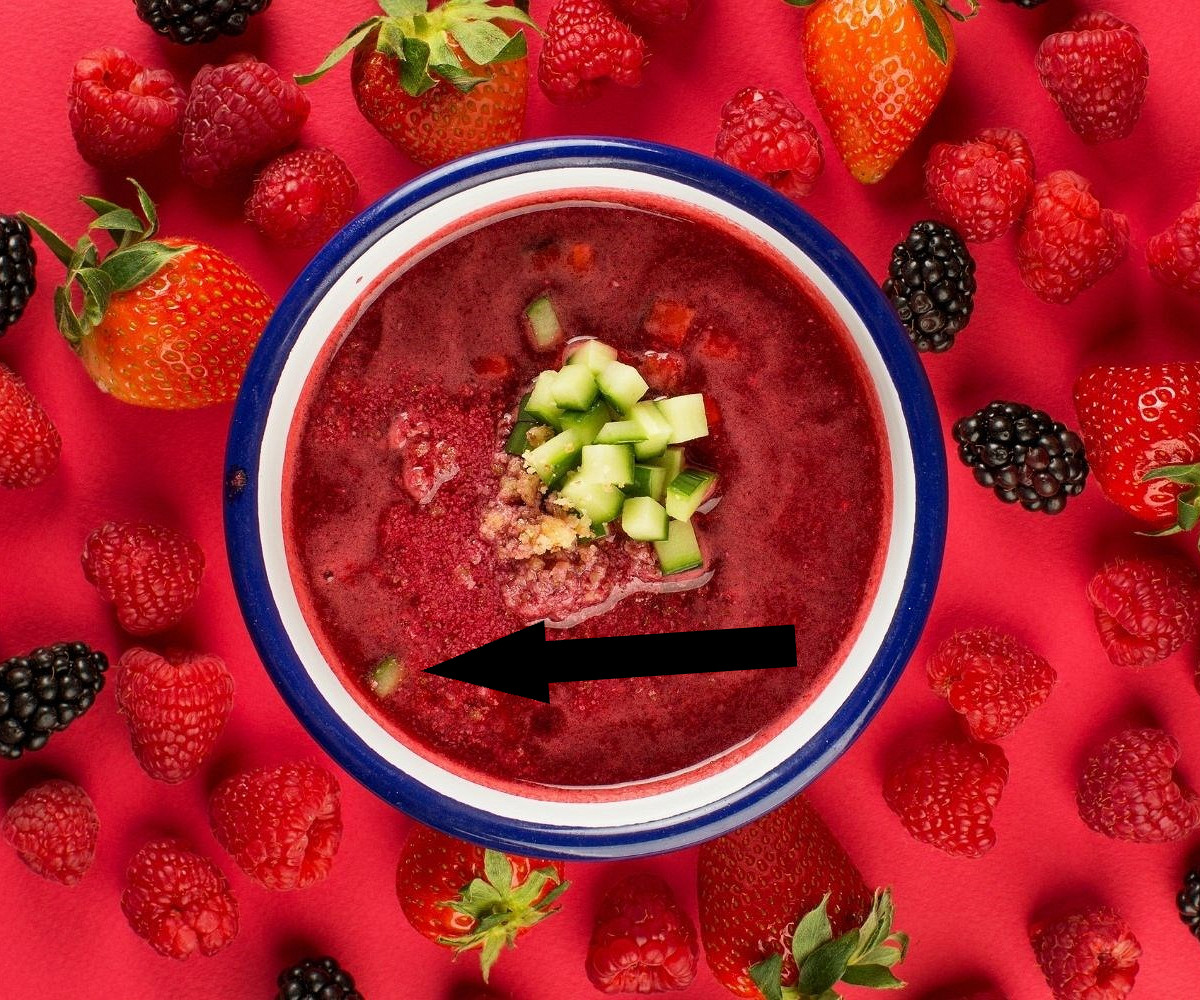 Холодный борщ с клубникой взорвал мои кулинарные представления