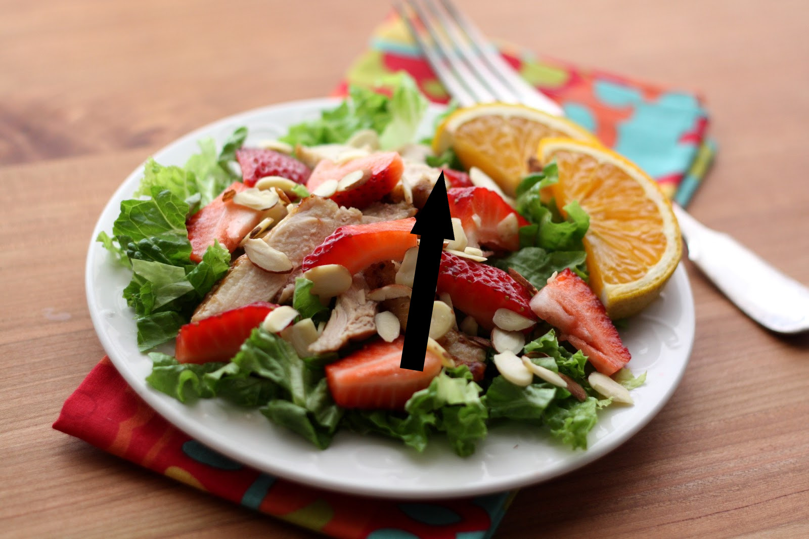 Этот салат взорвал мой летний рацион — клубника и шпинат творят чудеса