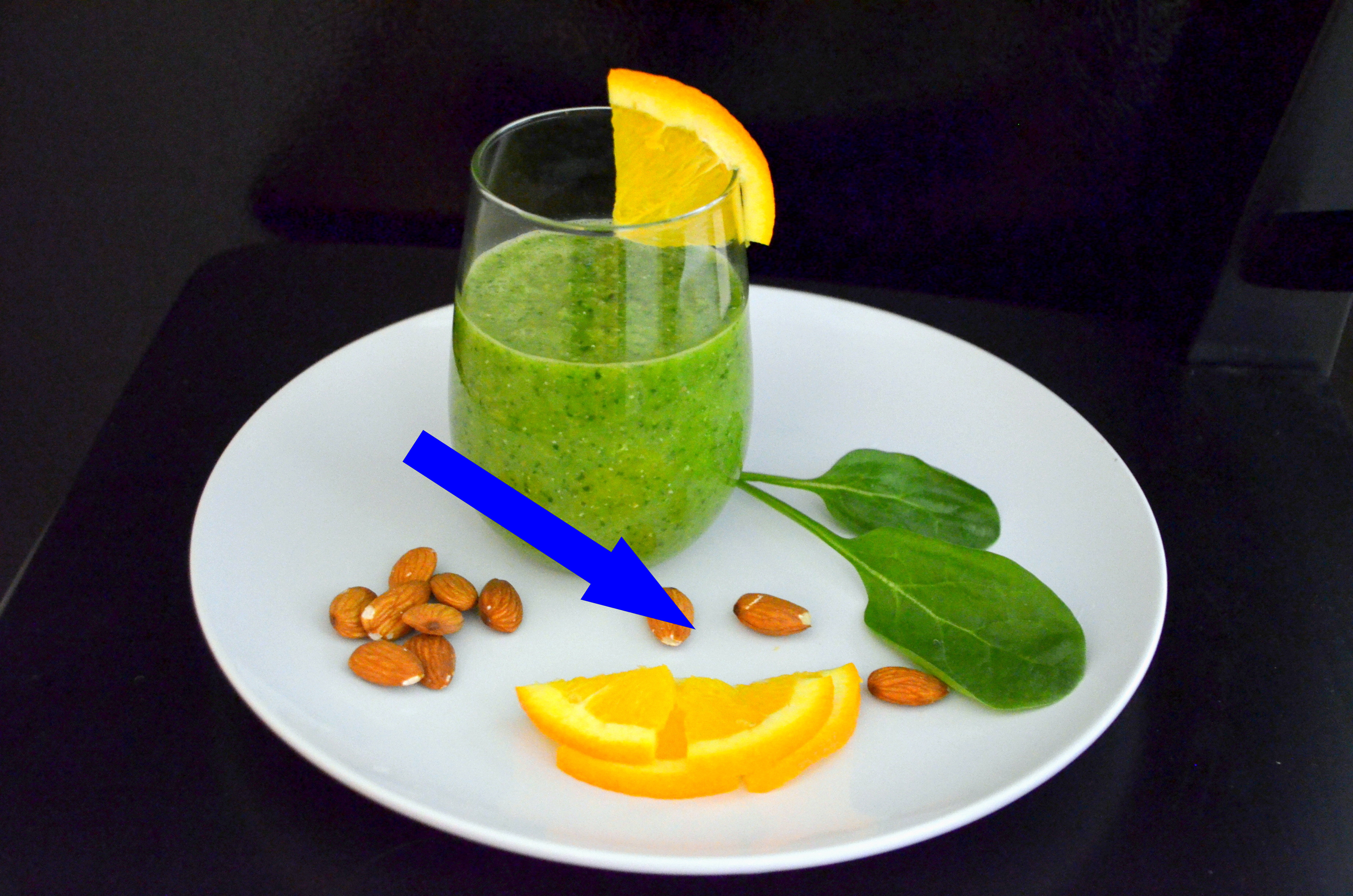 Зеленый детокс смузи, который заменит утренний кофе