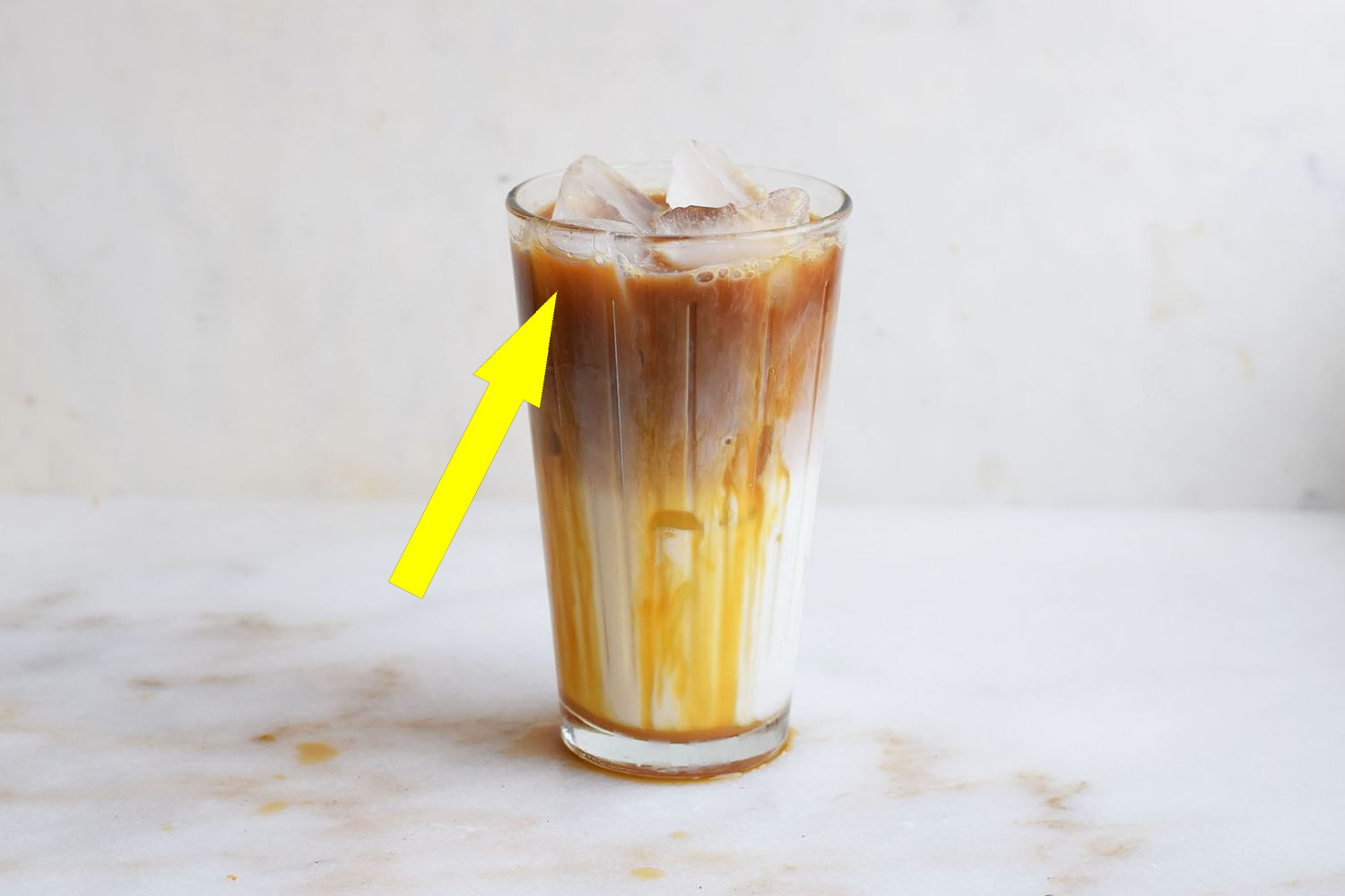 Этот рецепт ледяного кофе взорвал TikTok в 2025