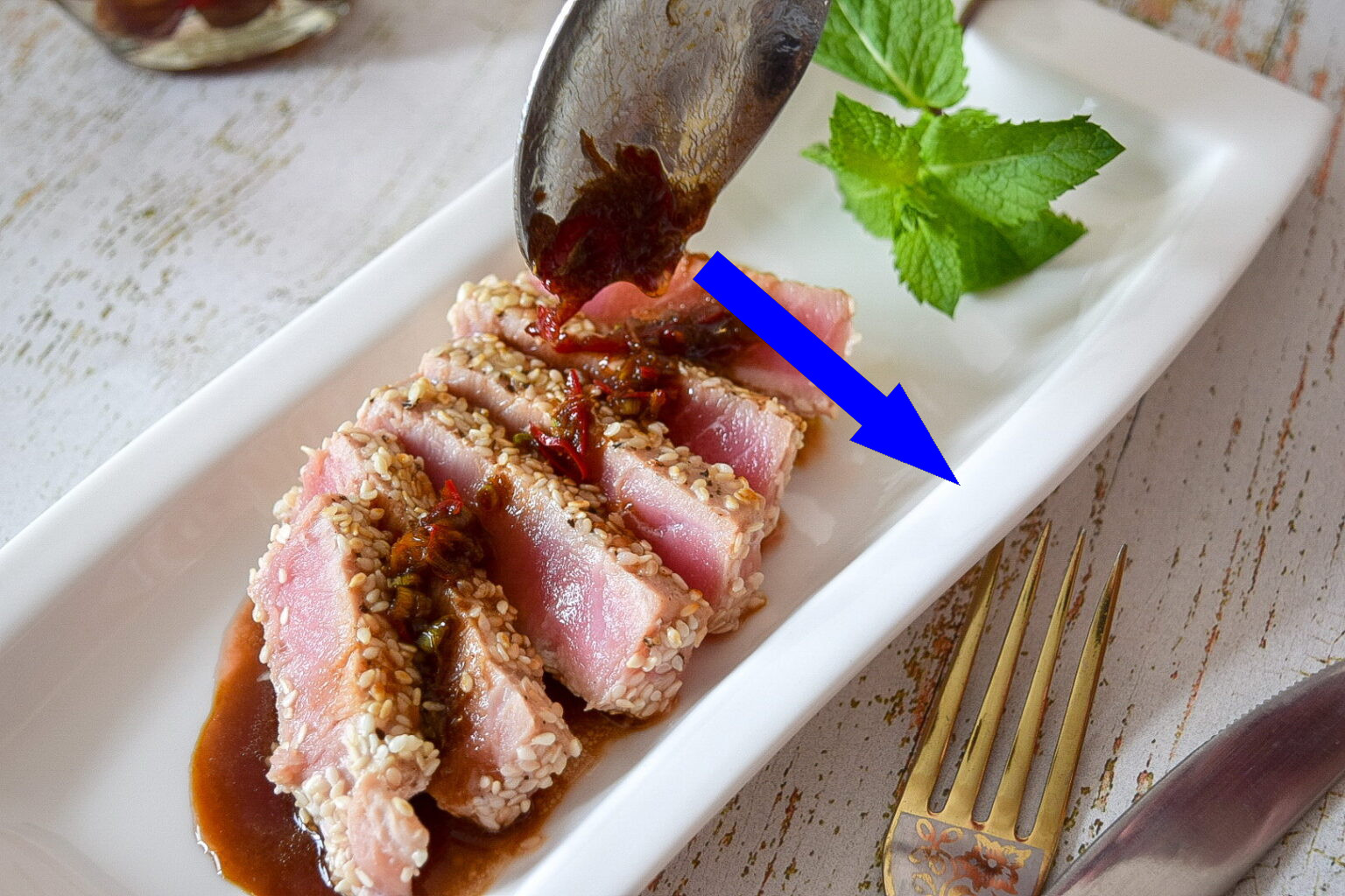 Секрет идеального стейка из тунца, который взорвет ваш вкус