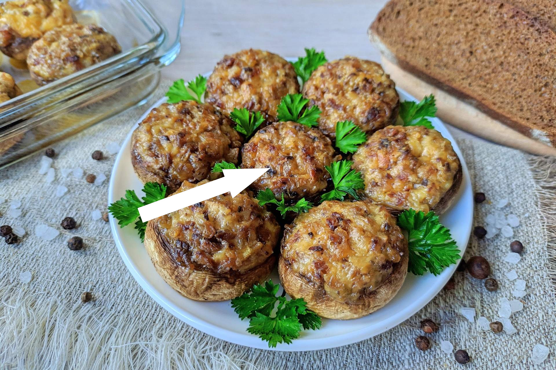 Эти фаршированные грибы взорвут ваш праздничный стол