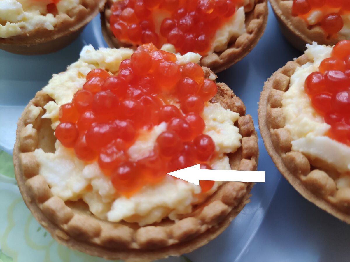 Бюджетные тарталетки с икрой которые обманут гостей