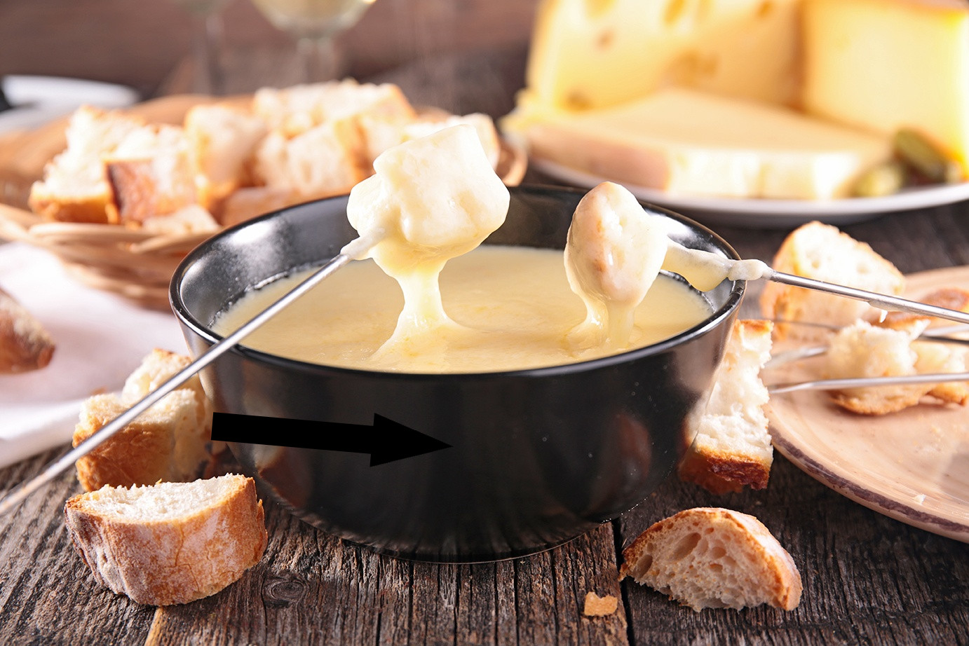 Русское фондю с сулугуни и грибами взорвет ваш ужин