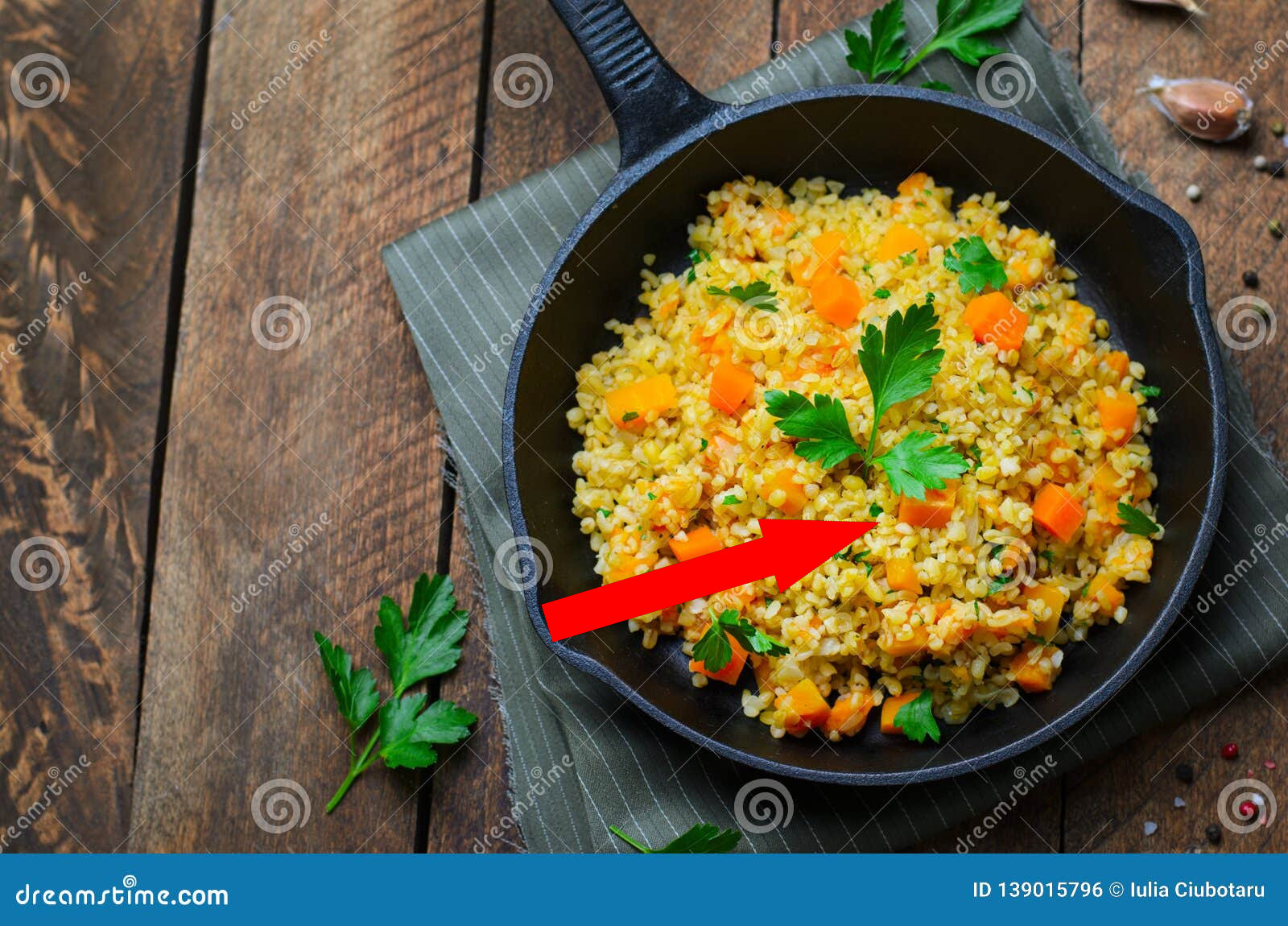 Эти пирожки с киноа и тыквой заставят забыть про мясо