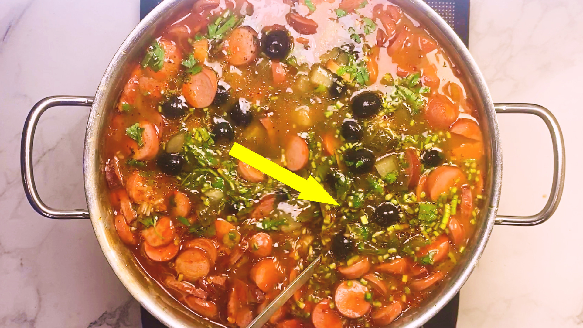 Секрет идеальной овощной солянки без копчёностей раскрыт