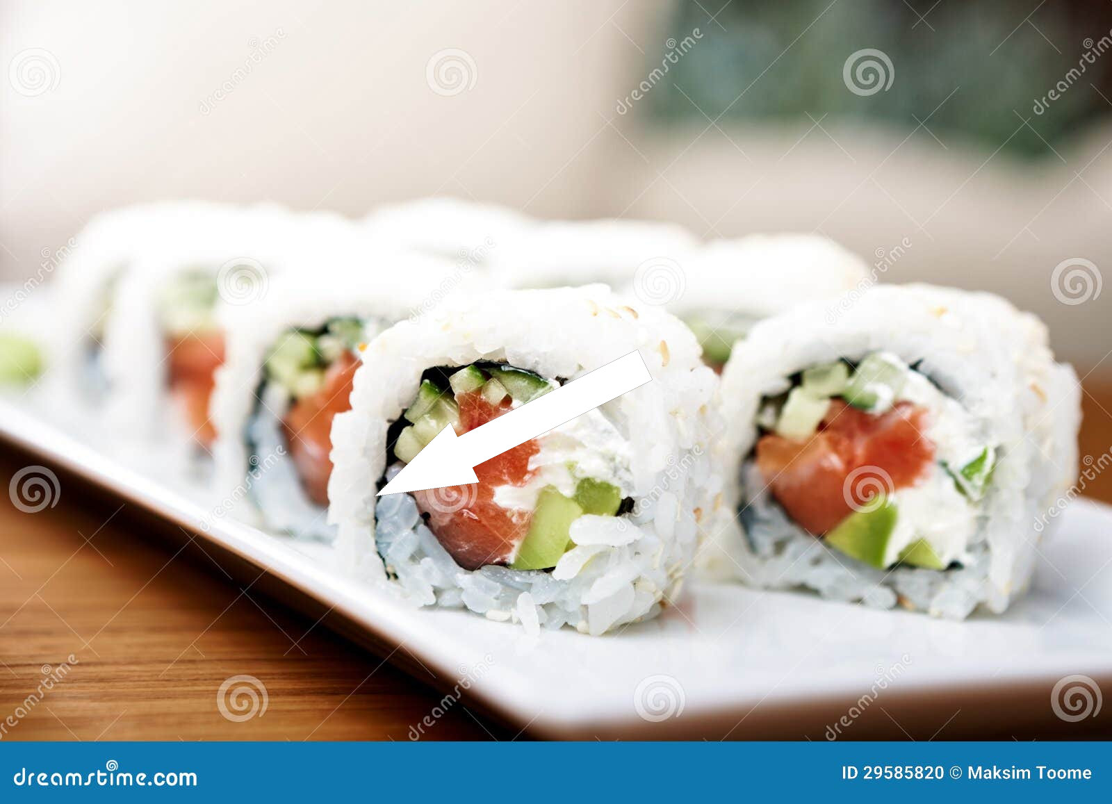 Постные роллы с авокадо и огурцом – японский фьюжн, который вас удивит