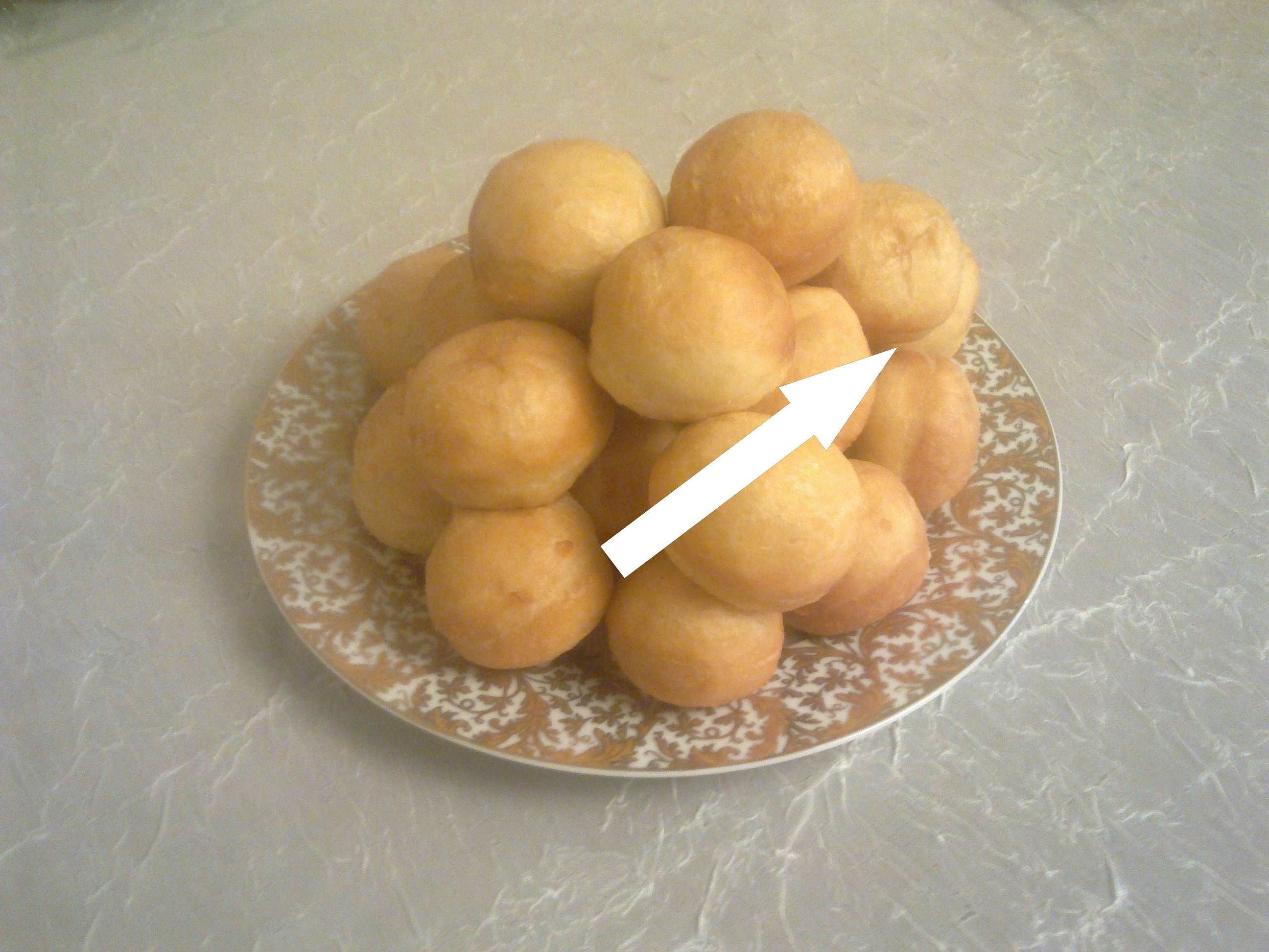 Казахский баурсак с сыром и чесноком — секрет кочевой кухни