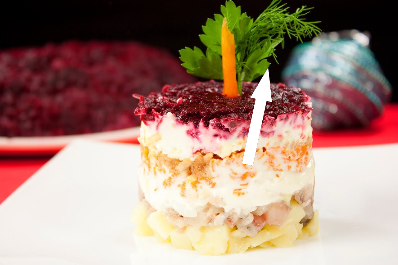 Сельдь под шубой в банке — гениальный хак для идеальных слоев