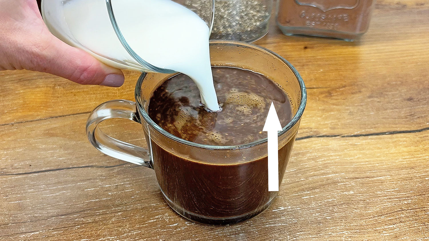 Секрет советского кофе с молоком — пенка и сахар в кубиках