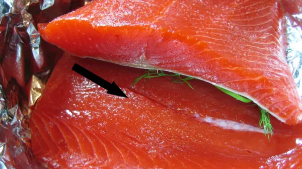 Тайный рецепт копчёной нерки с медовой корочкой от рыбаков Камчатки