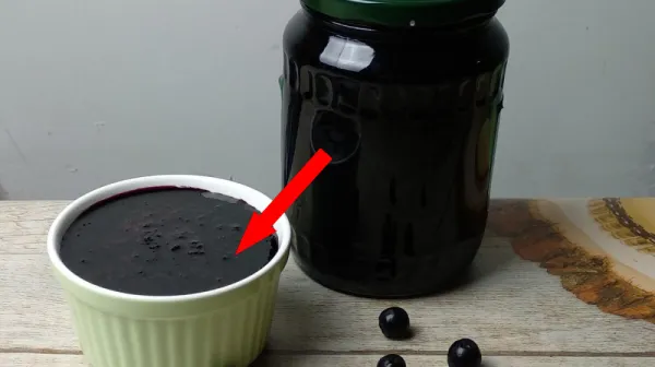 Этот советский рецепт варенья из черноплодки взорвал TikTok