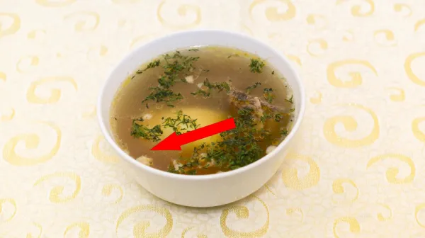 Этот простой трюк сделает ваш бульон вкуснее в 3 раза