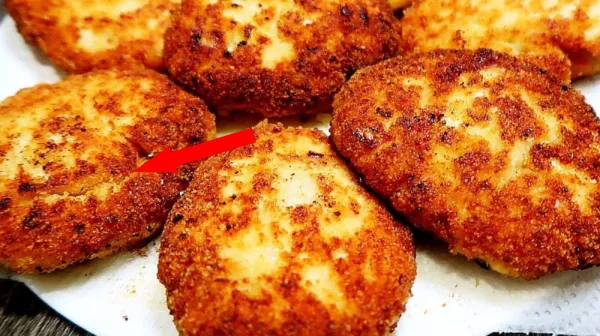 Эти котлеты из сосисок и сыра взорвут ваш вкус